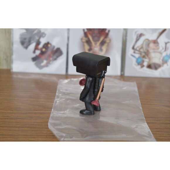 Skibidi Toilet Plungerman Figure Series 1 Bonkers Toys 2.5" Cameraman Red Plunge - Picture 4 of 7